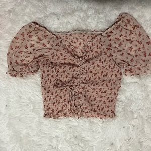 Pink Floral off the shoulder crop top🌸